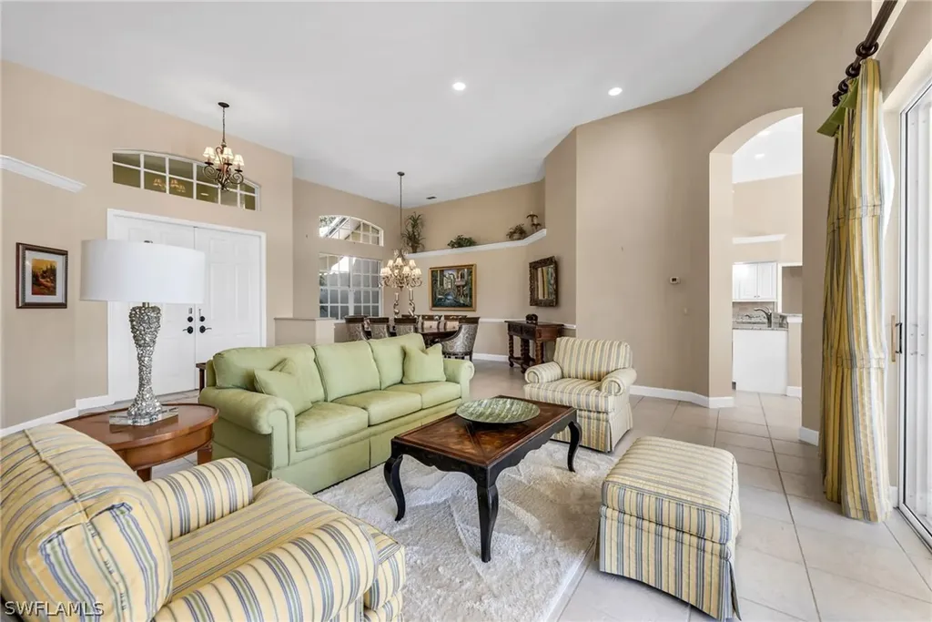 968 Spanish Moss Trail Naples FL 34108