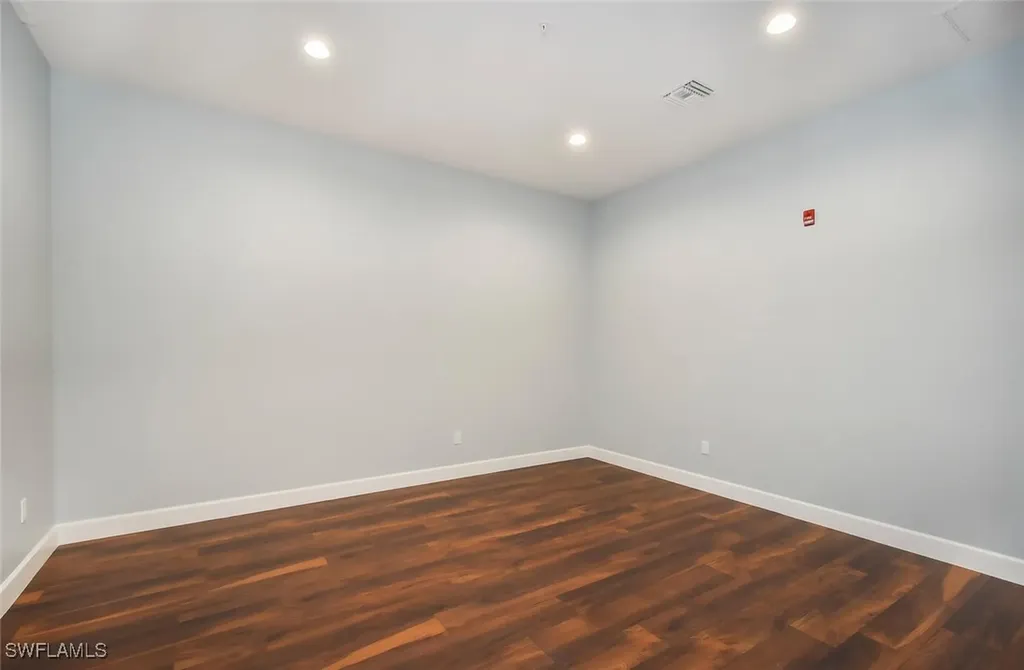 2401 First Street Fort Myers FL 33901