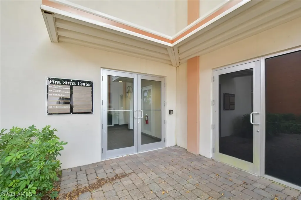 2401 First Street Fort Myers FL 33901