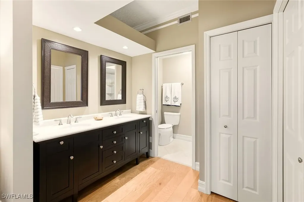 571 Serendipity Drive Naples FL 34108