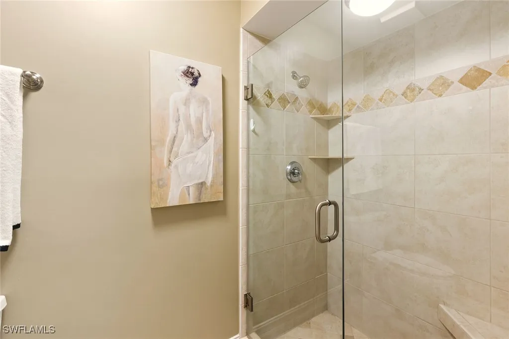 571 Serendipity Drive Naples FL 34108