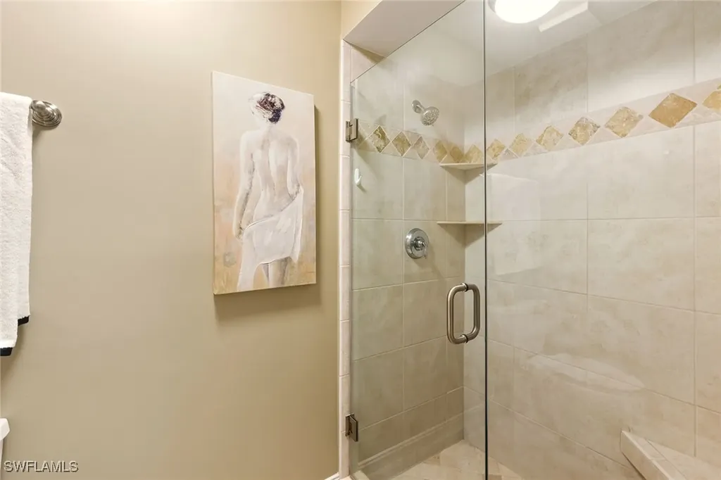 571 Serendipity Drive Naples FL 34108