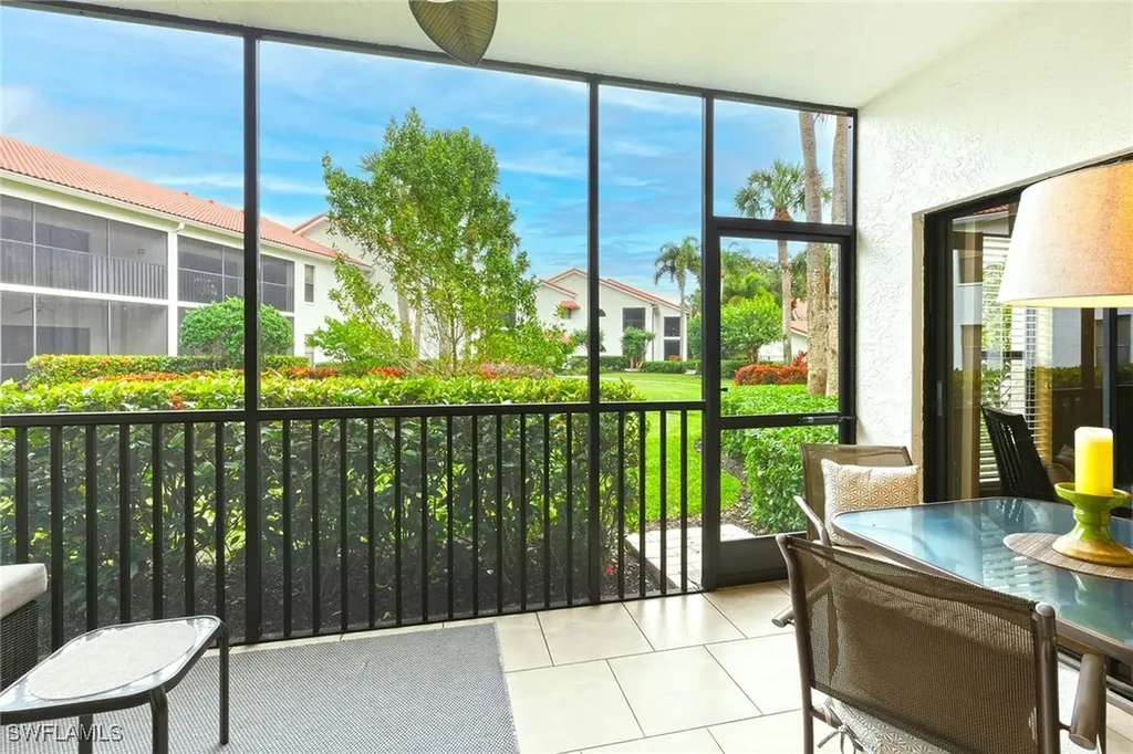 571 Serendipity Drive Naples FL 34108
