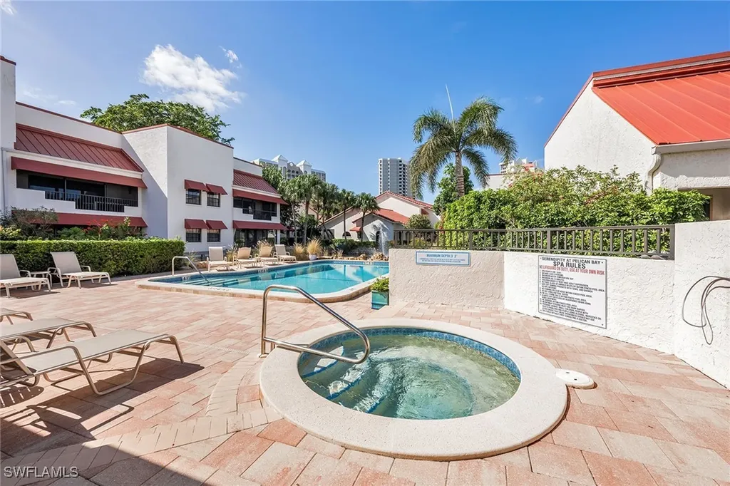 571 Serendipity Drive Naples FL 34108