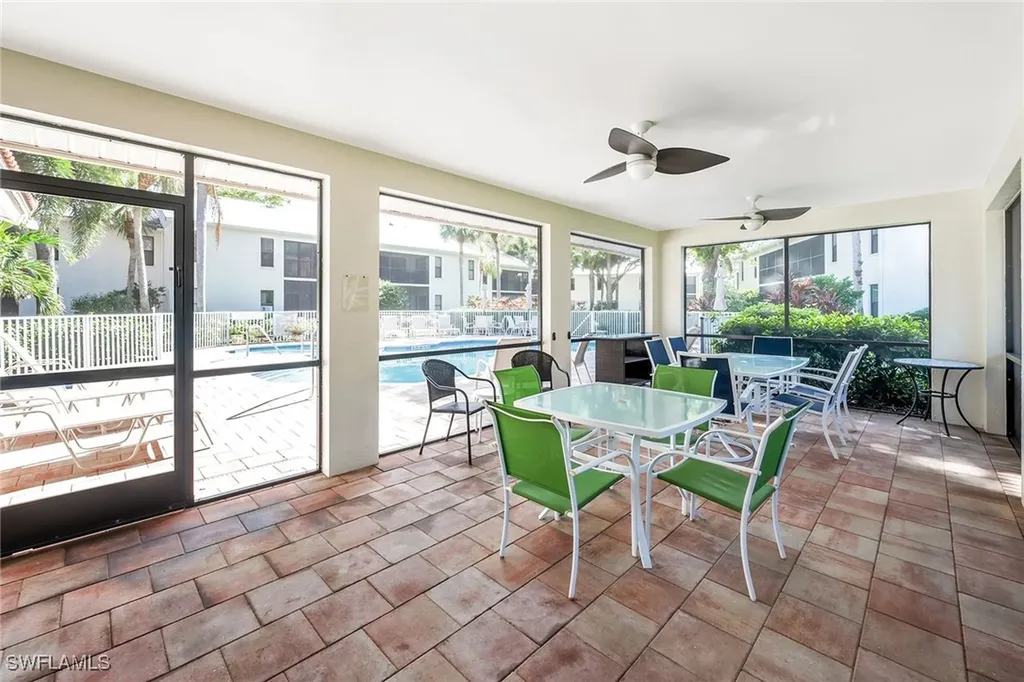 571 Serendipity Drive Naples FL 34108