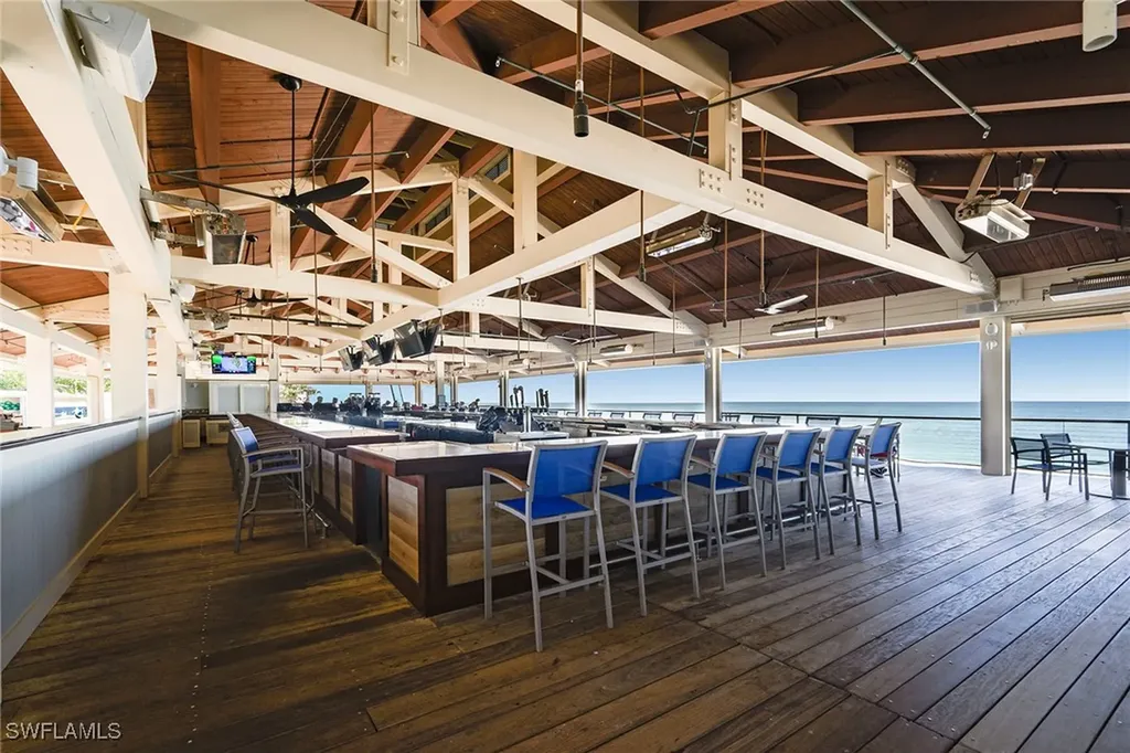 571 E Serendipity Drive Naples FL 34108