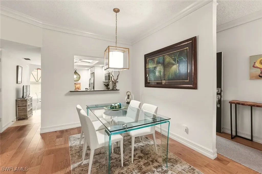 571 Serendipity Drive Naples FL 34108