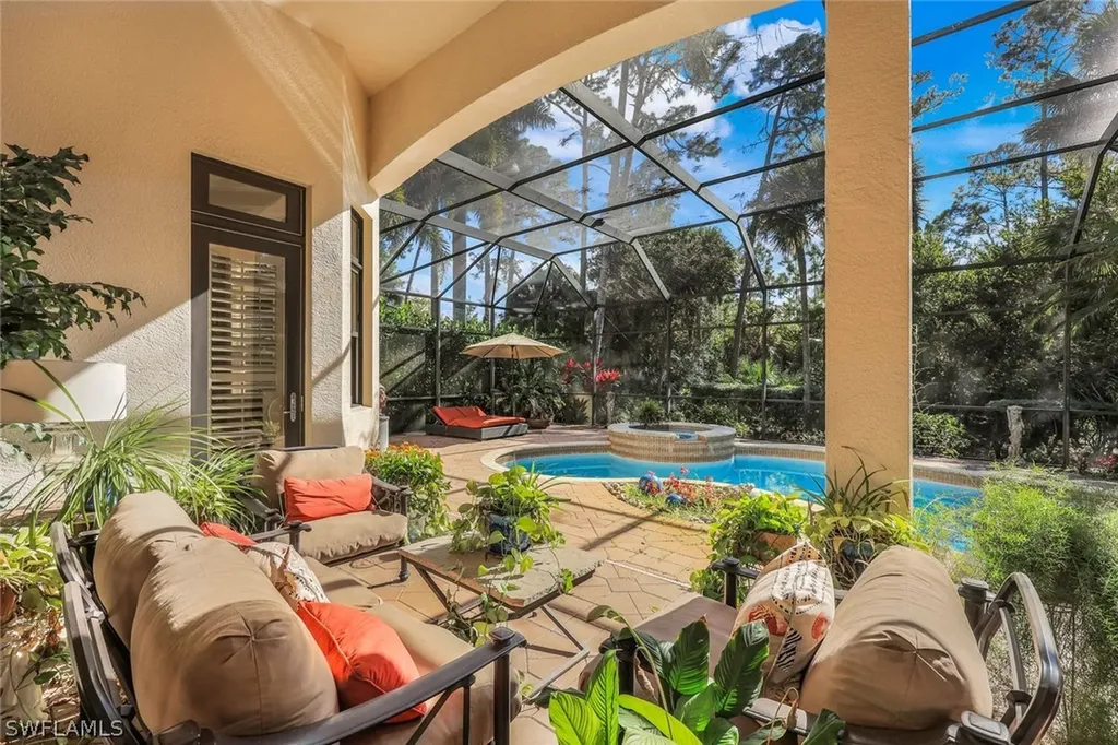 18051 Lagos Way Naples FL 34110