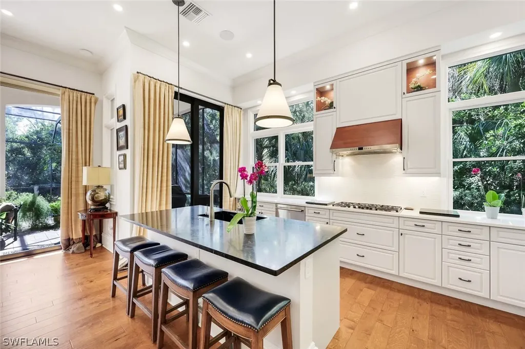 18051 Lagos Way Naples FL 34110