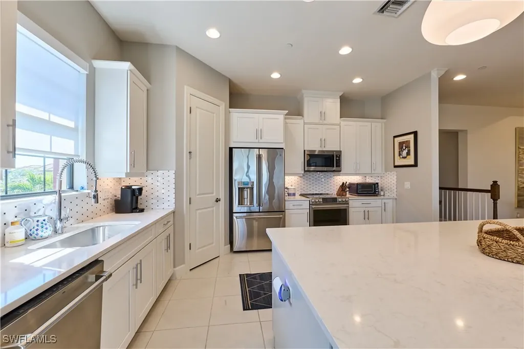 9673 Montelanico Loop Naples FL 34119