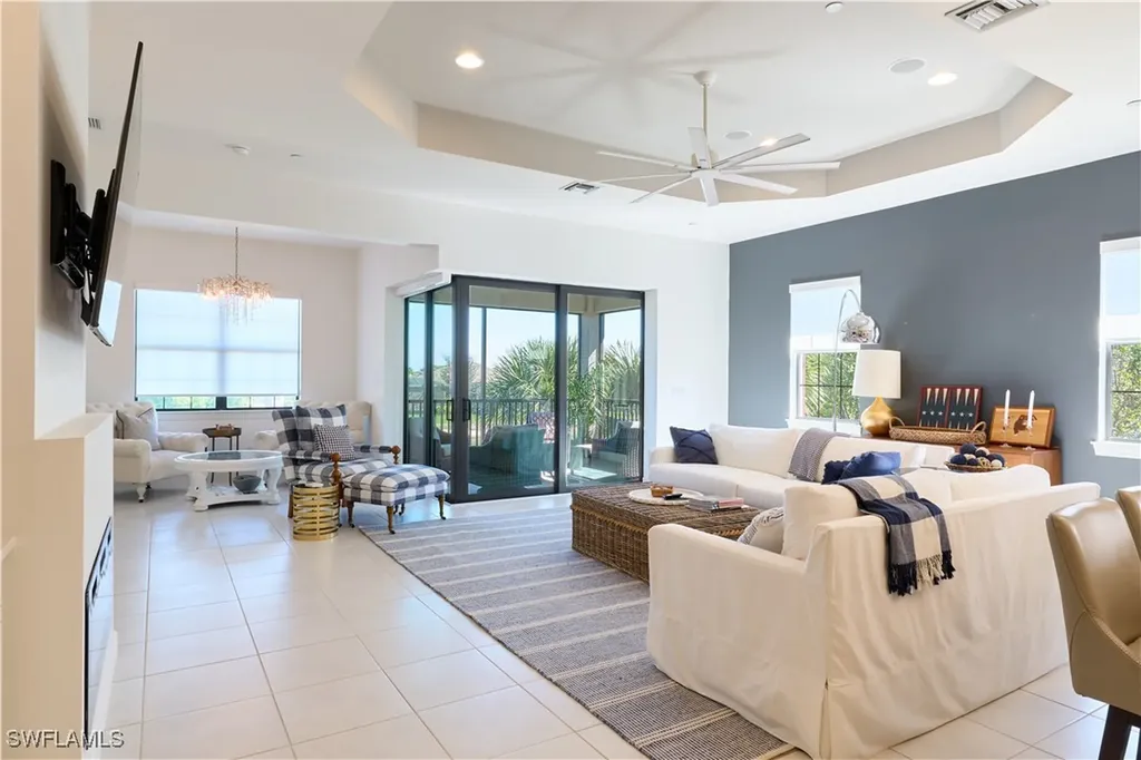 9673 Montelanico Loop Naples FL 34119