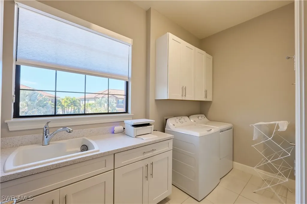 9673 Montelanico Loop Naples FL 34119