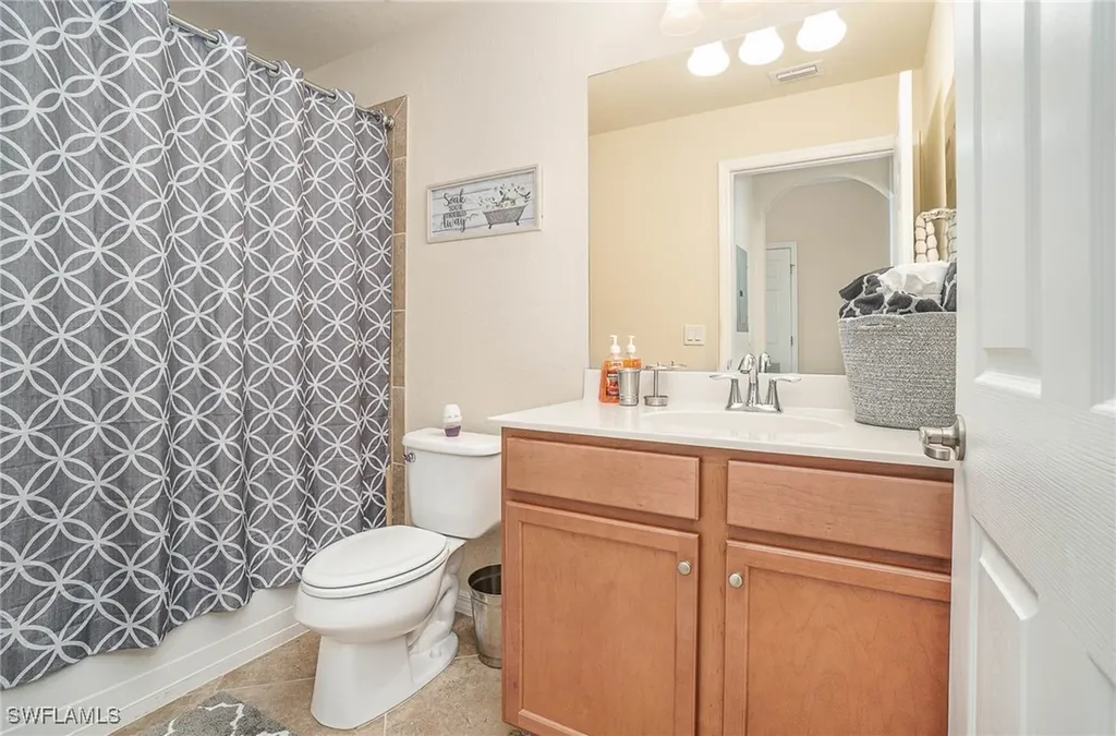 9731 Acqua Court Naples FL 34113