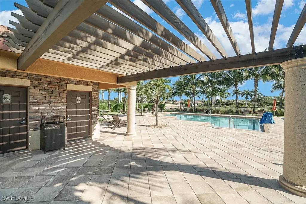 9731 Acqua Court Naples FL 34113