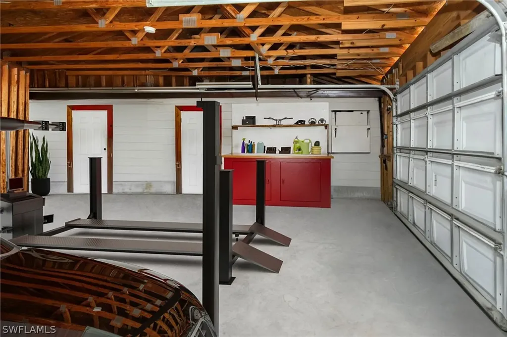 5708 N 40th Street Tampa FL 33610