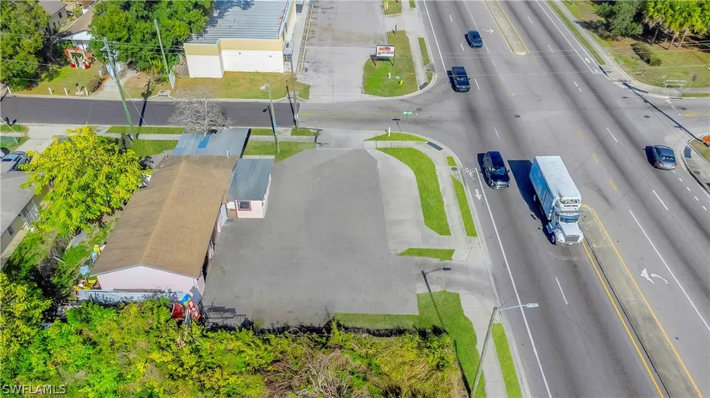 5708 N 40th Street Tampa FL 33610