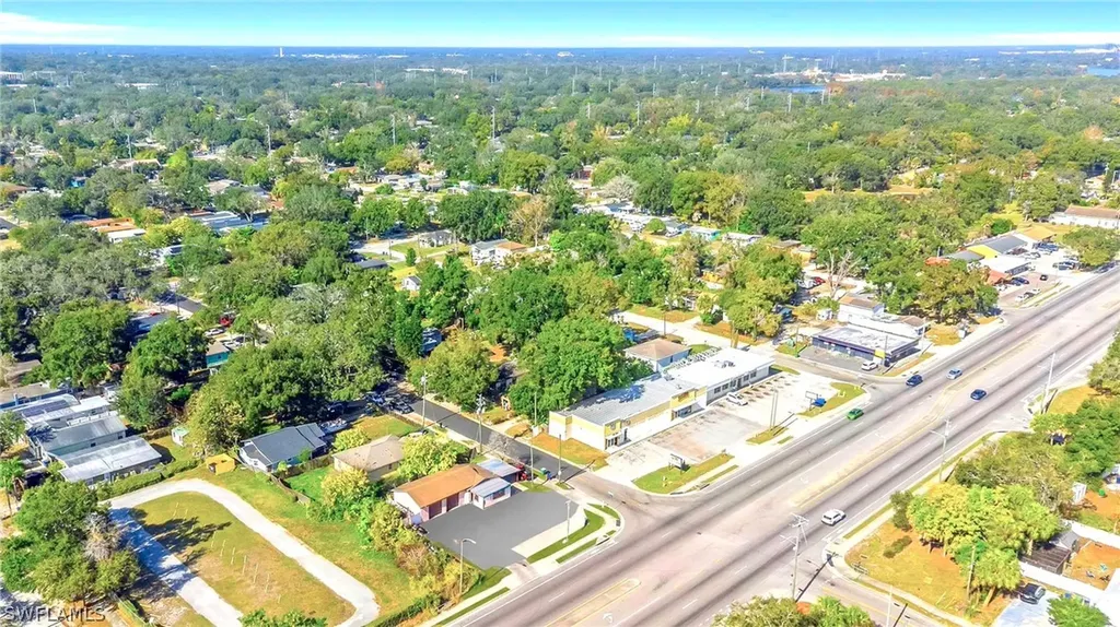 5708 N 40th Street Tampa FL 33610