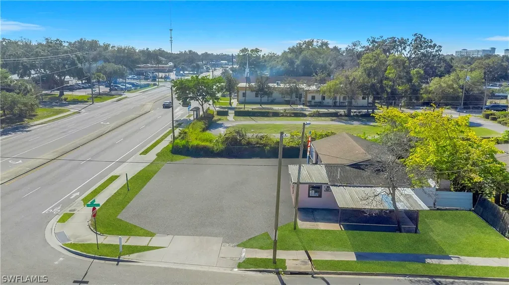5708 N 40th Street Tampa FL 33610