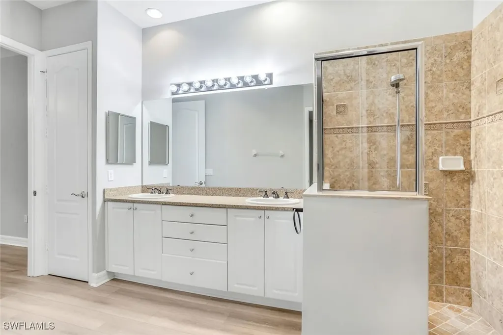 6031 Jonathans Bay Circle Fort Myers FL 33908