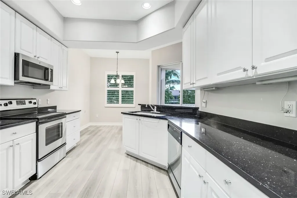 6031 Jonathans Bay Circle Fort Myers FL 33908