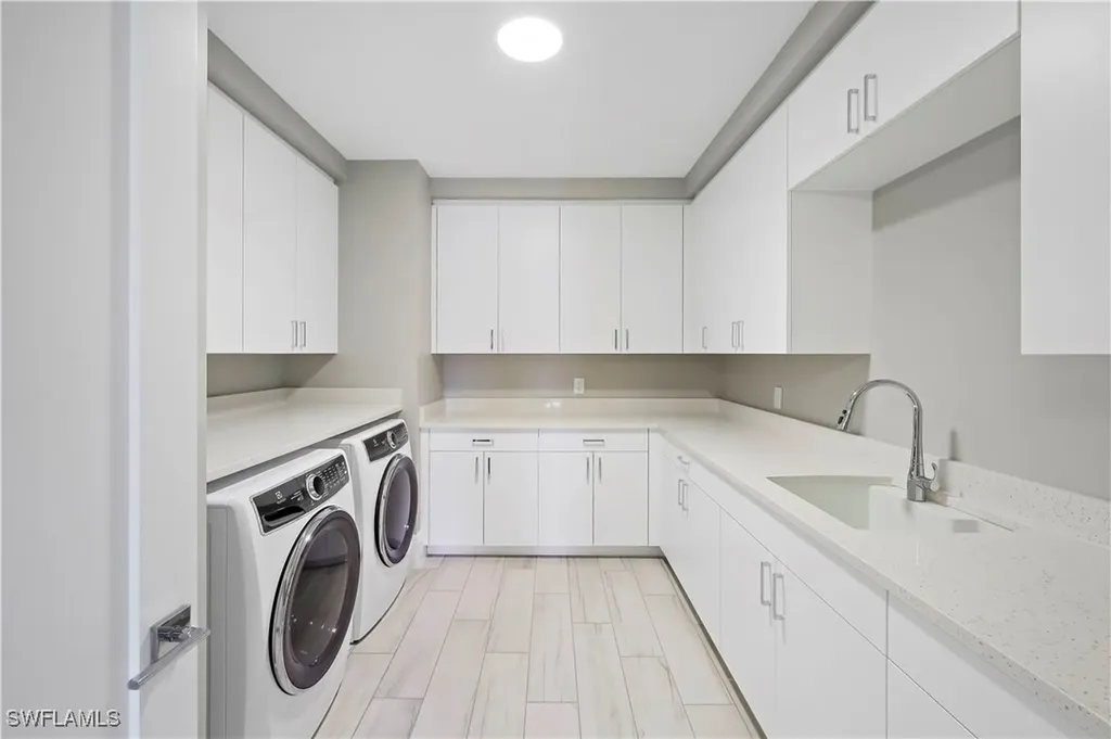 1130 3rd Avenue S Naples FL 34102