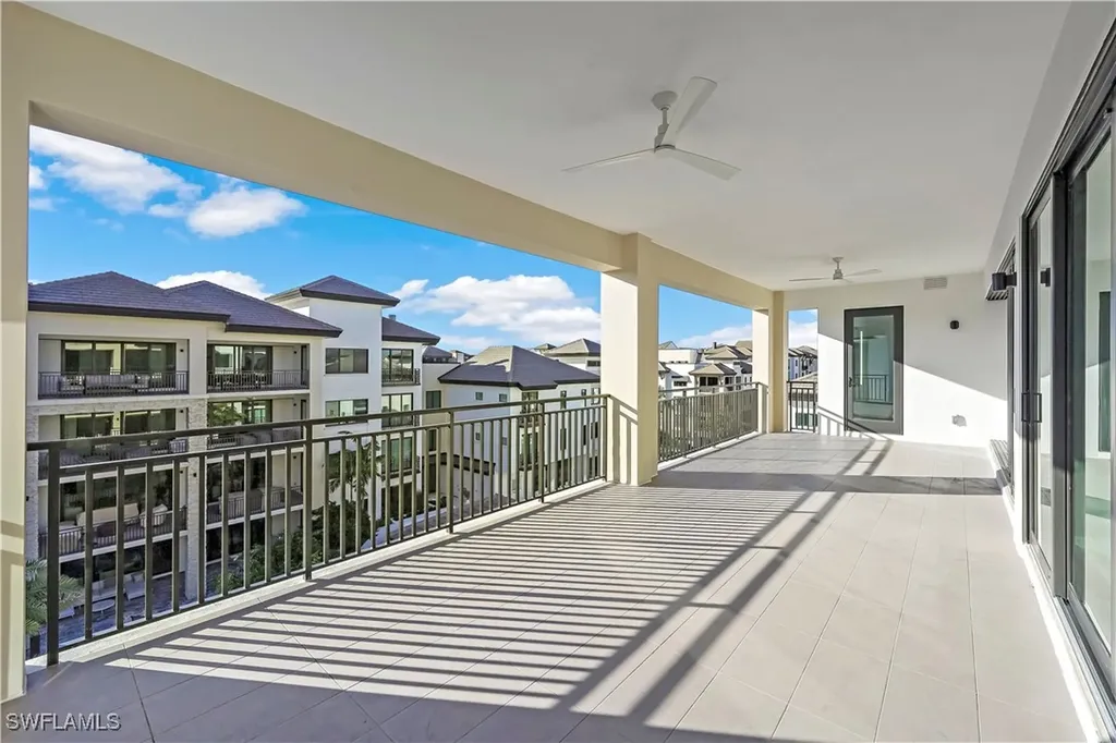 1130 3rd Avenue S Naples FL 34102