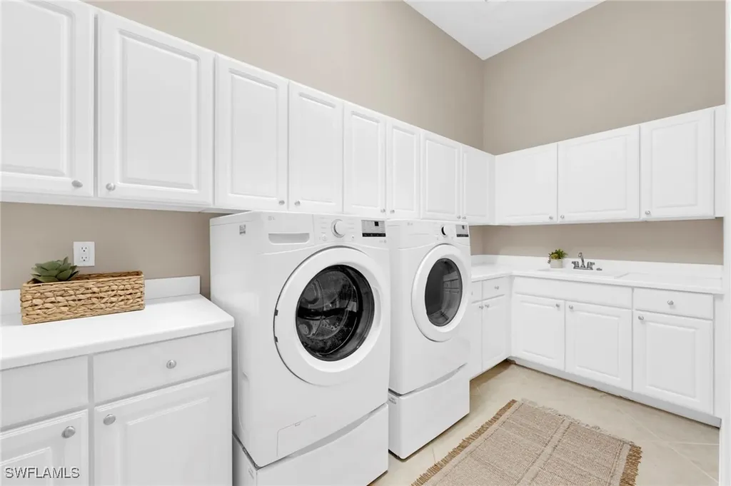 7116 Lemuria Circle Naples FL 34109