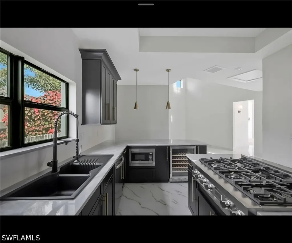 4014 Jacaranda Parkway W Cape Coral FL 33993
