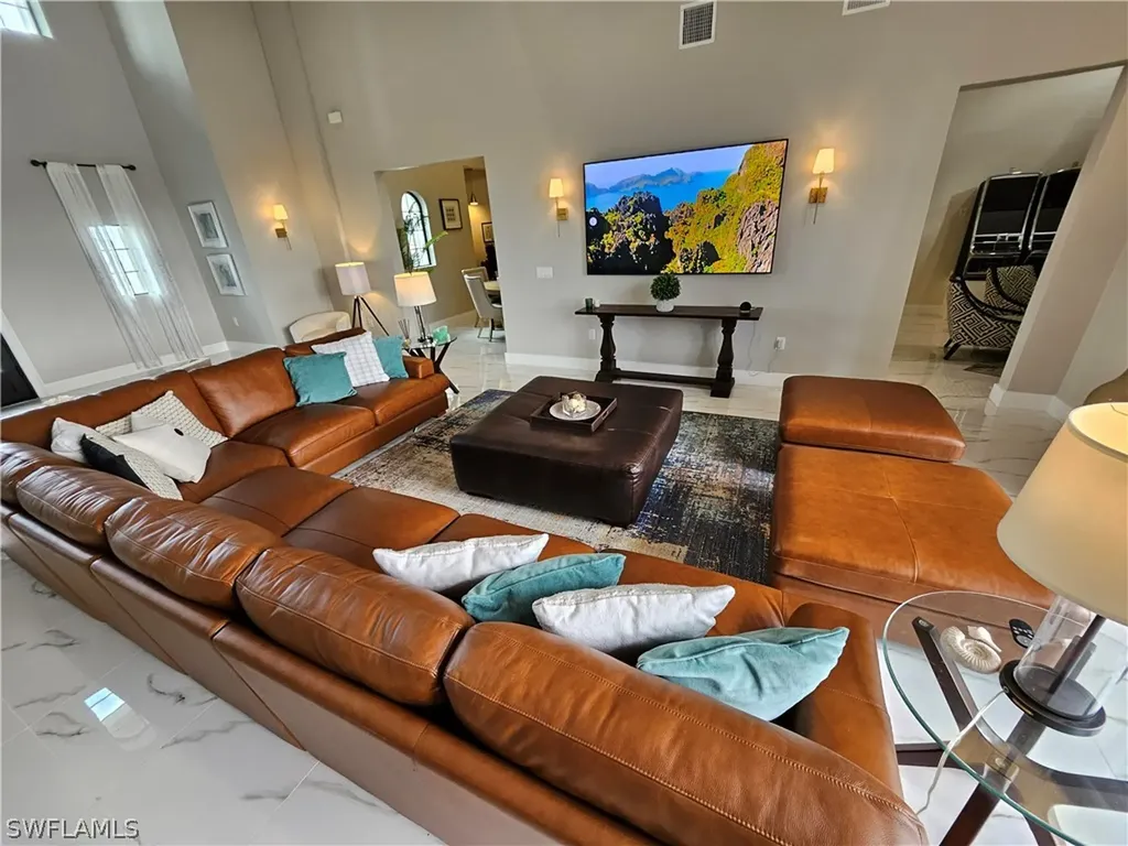 4014 Jacaranda Parkway W Cape Coral FL 33993