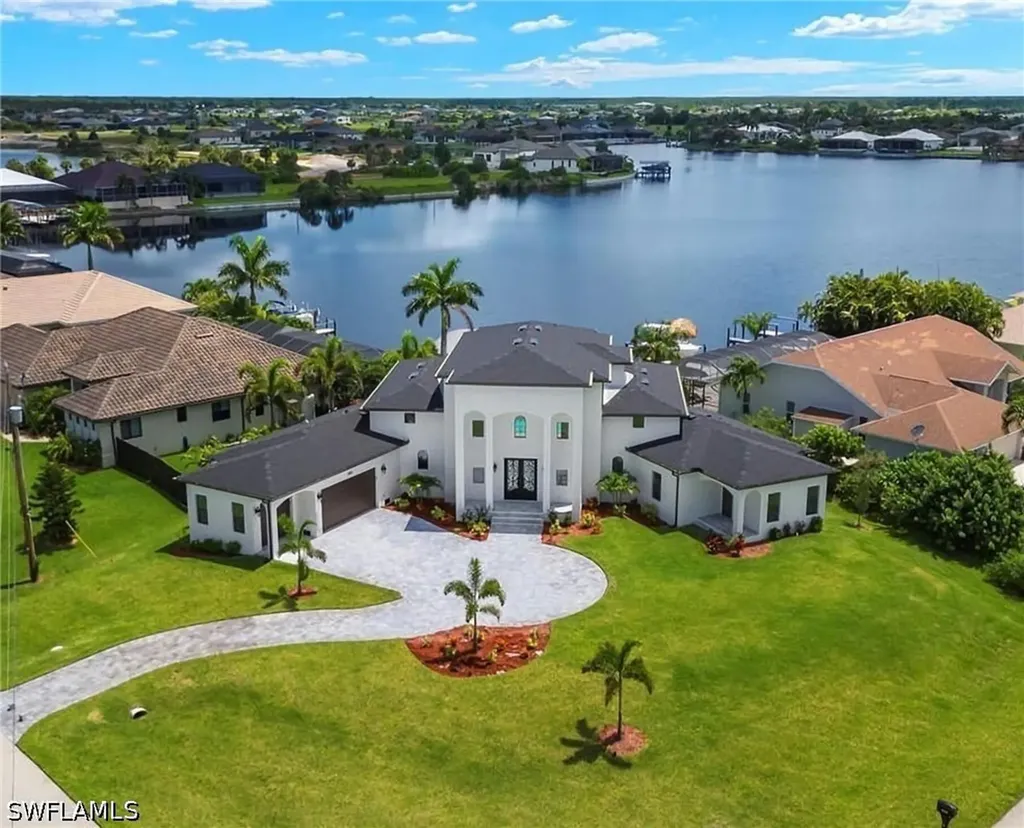 4014 Jacaranda Parkway W Cape Coral FL 33993