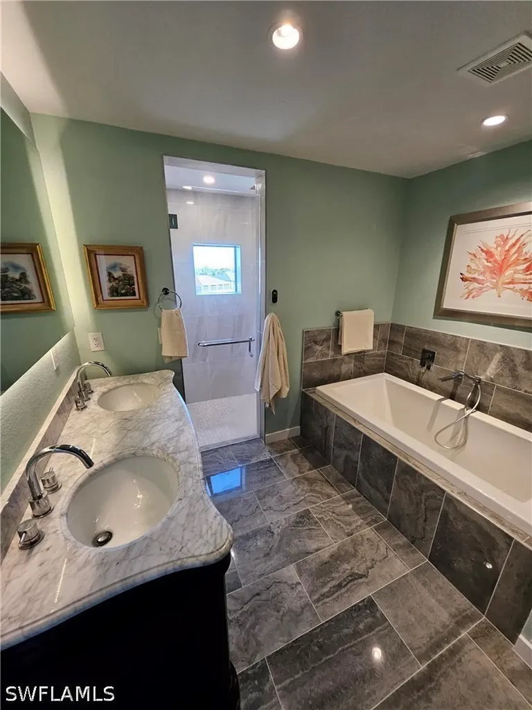 4014 Jacaranda Parkway W Cape Coral FL 33993