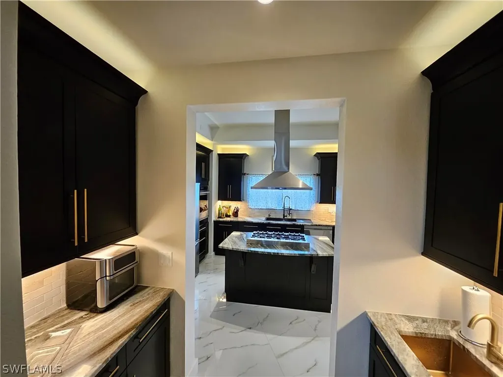 4014 Jacaranda Parkway W Cape Coral FL 33993