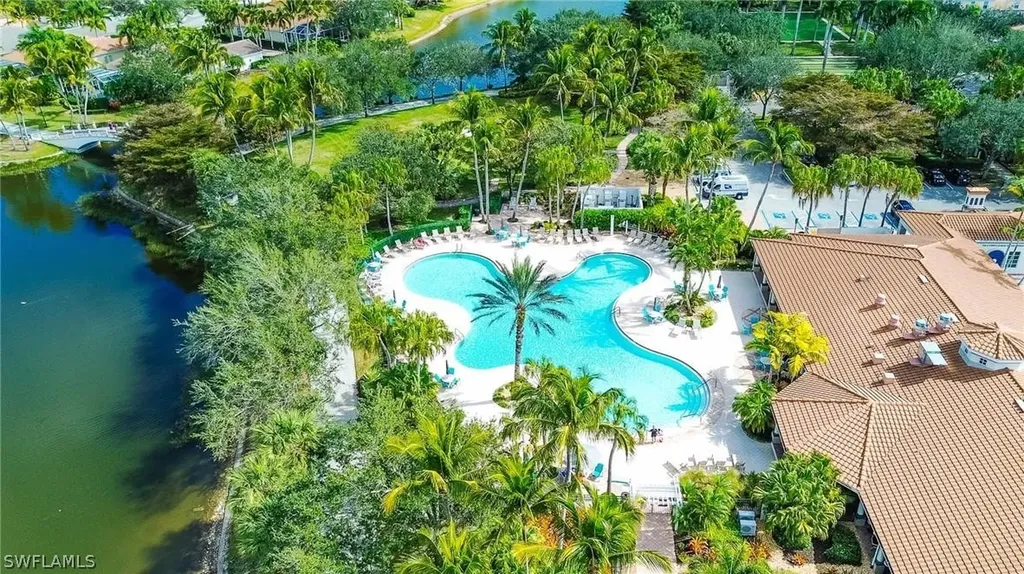 Naples FL, 3356 Cayman Lane