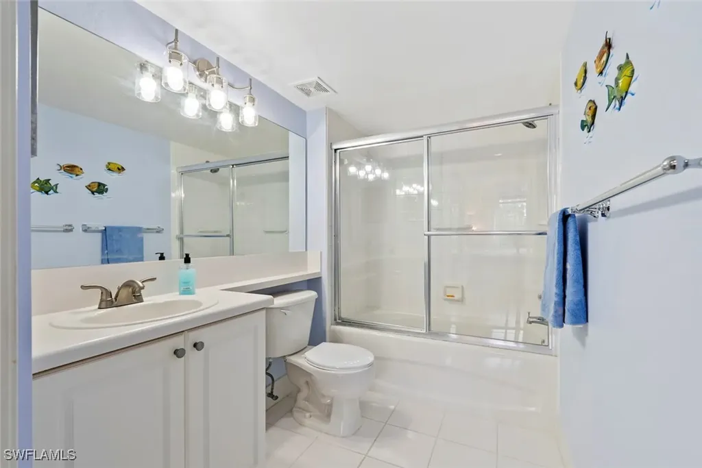 1180 Wildwood Lakes Boulevard Naples FL 34104