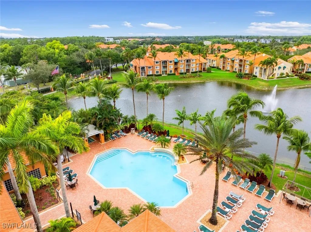 1180 Wildwood Lakes Boulevard Naples FL 34104