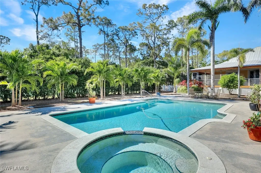 5660 English Oaks Lane Naples FL 34119