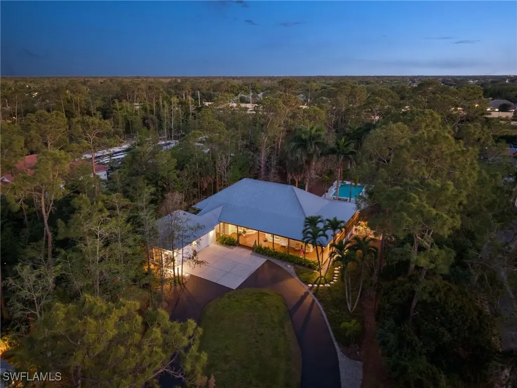 5660 English Oaks Lane Naples FL 34119