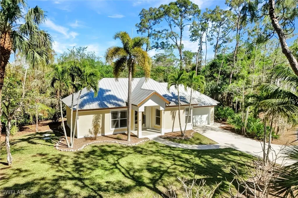 5660 English Oaks Lane Naples FL 34119