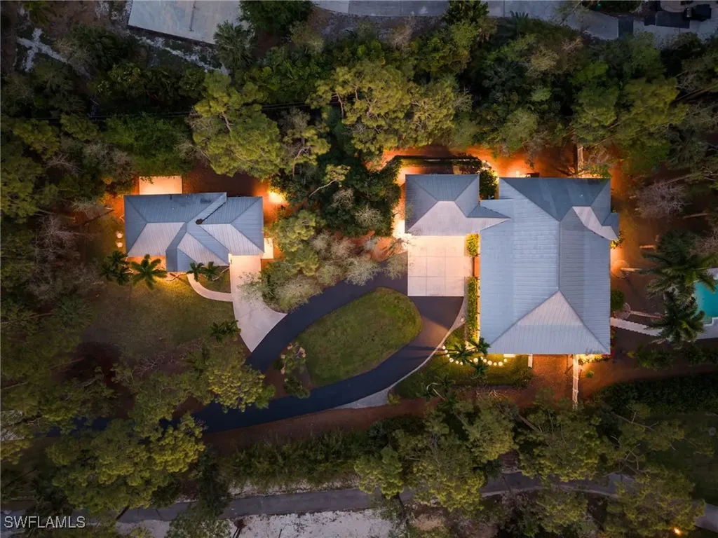 5660 English Oaks Lane Naples FL 34119
