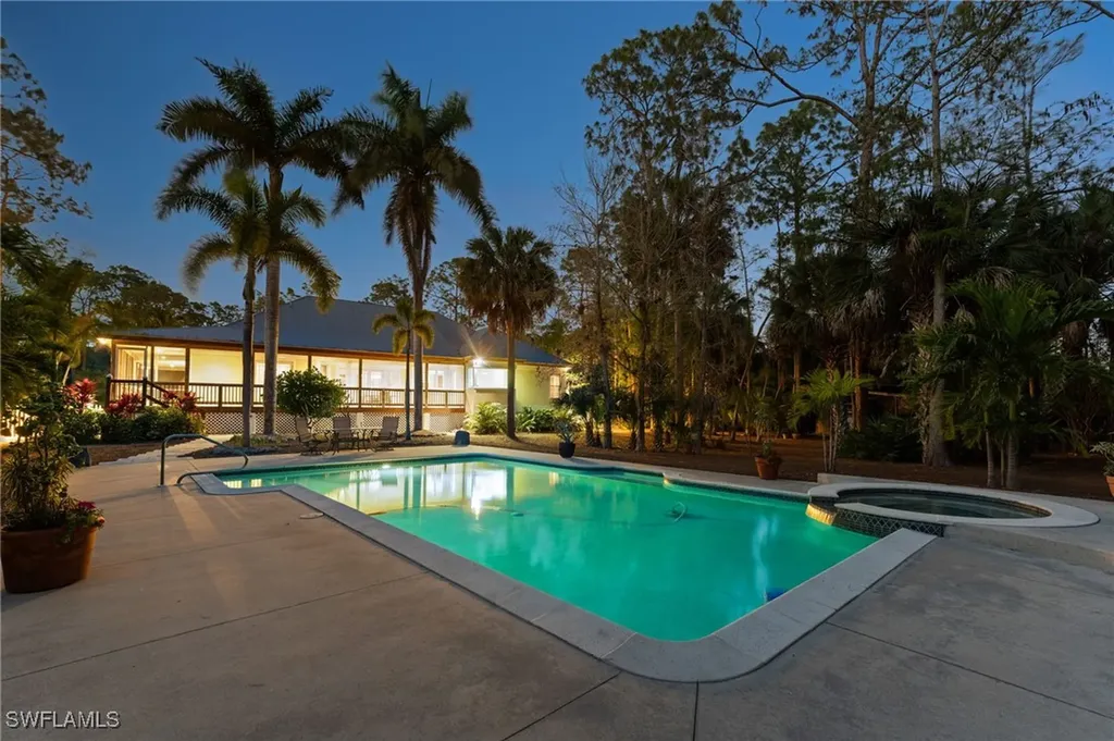 5660 English Oaks Lane Naples FL 34119