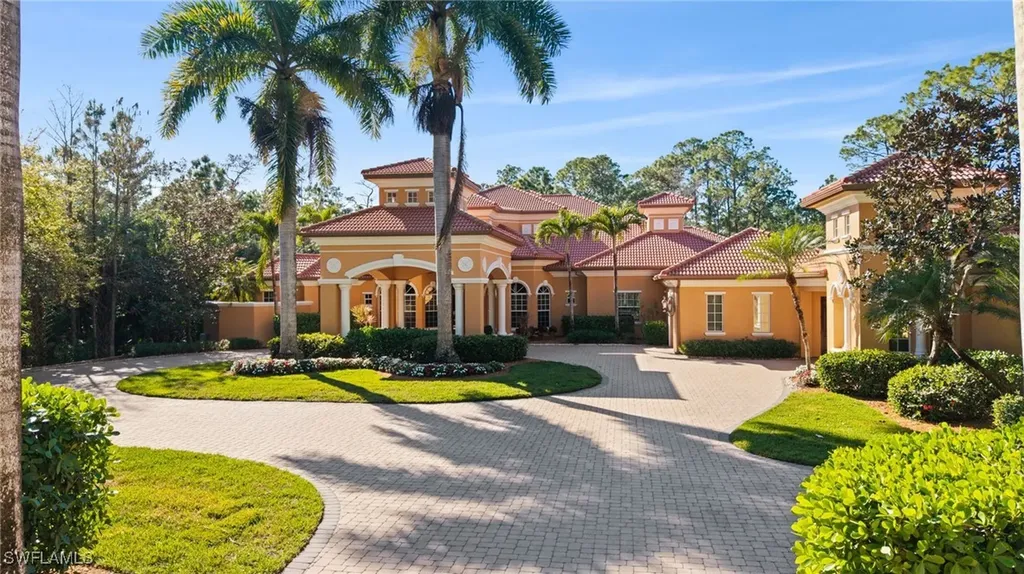 4415 Club Estates Drive Naples FL 34112