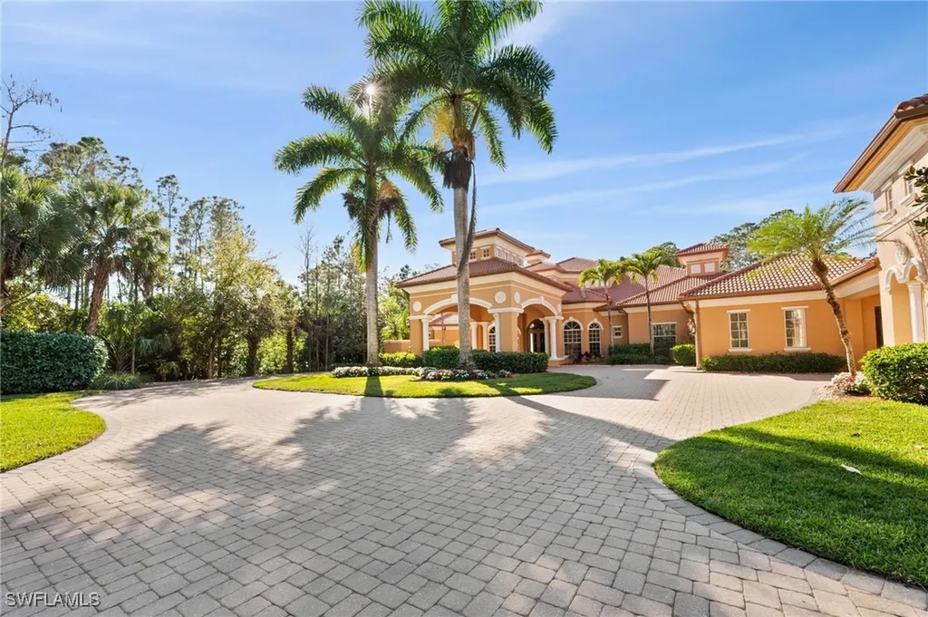 4415 Club Estates Drive Naples FL 34112
