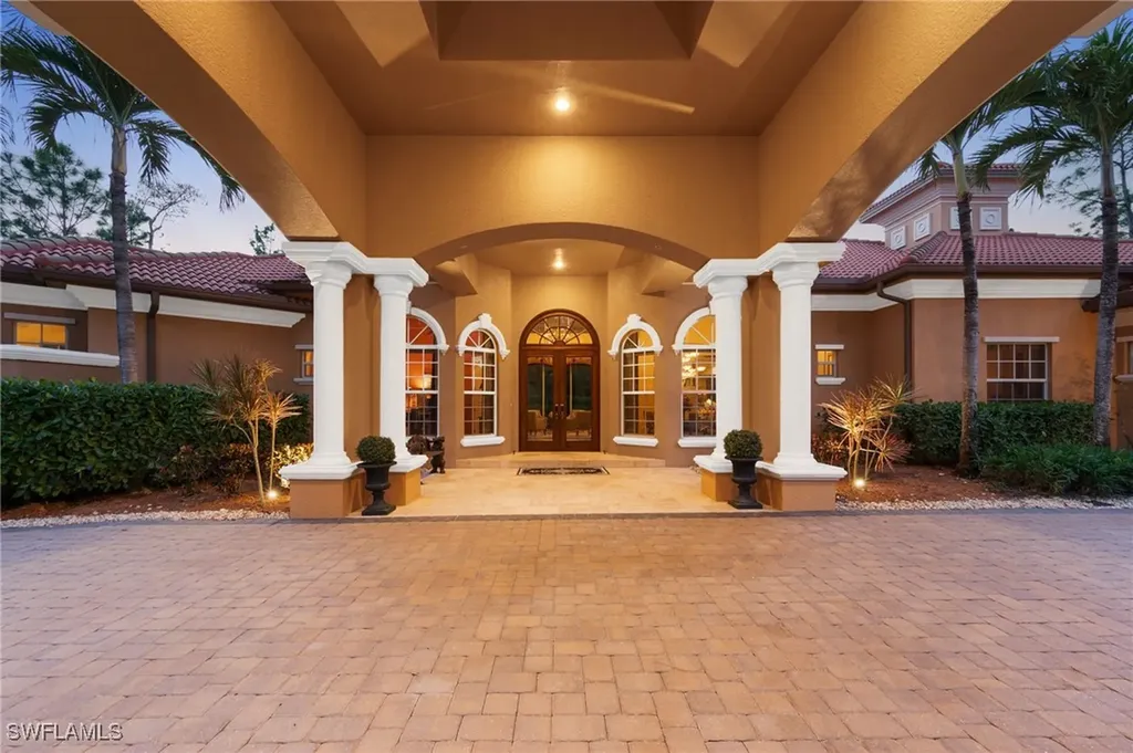 4415 Club Estates Drive Naples FL 34112