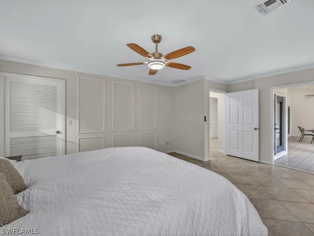 2264 Outrigger Lane Naples FL 34104