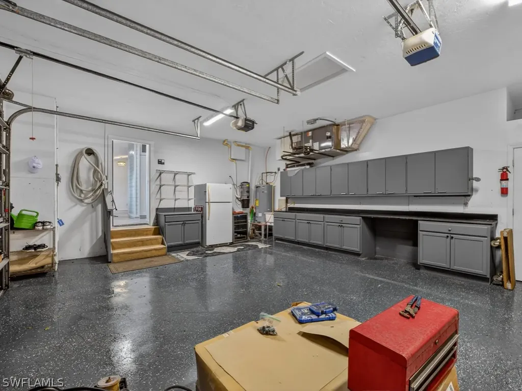 2264 Outrigger Lane Naples FL 34104