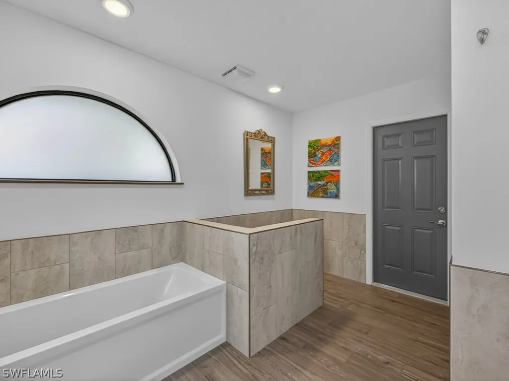 2264 Outrigger Lane Naples FL 34104