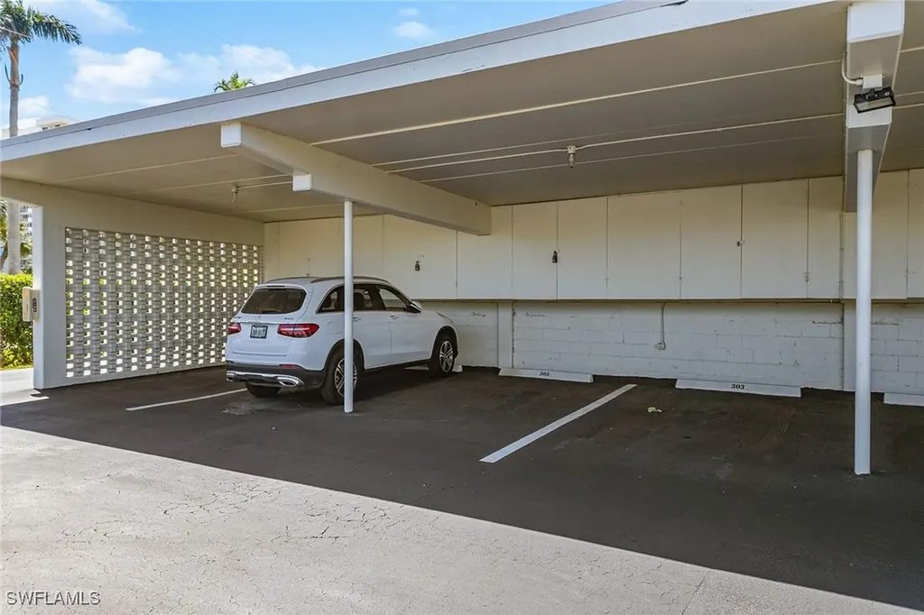 220 Seaview Court Marco Island FL 34145