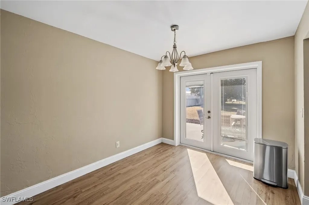 922 SE 27th Terrace Cape Coral FL 33904