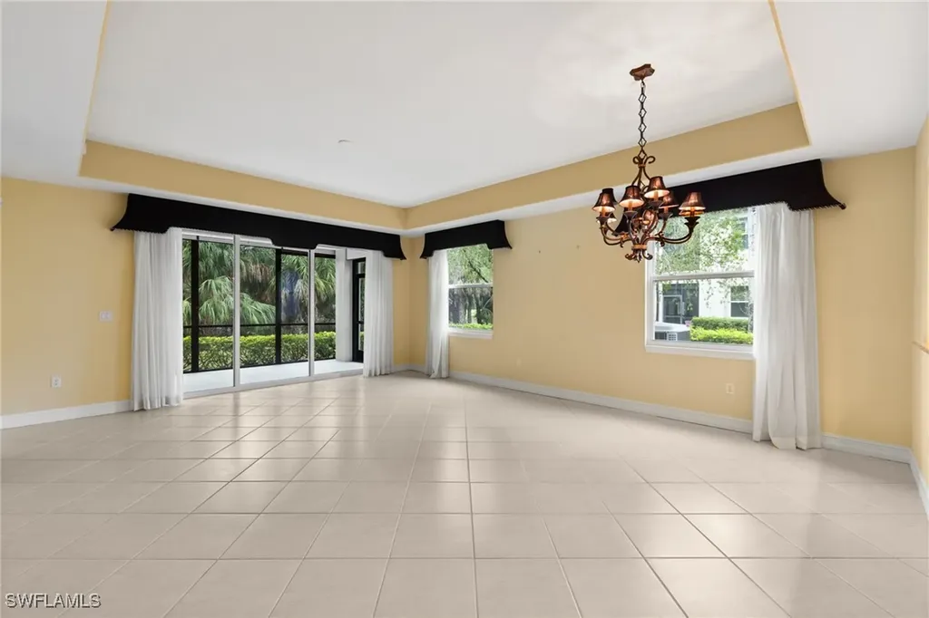 6073 Ashford Lane Naples FL 34110