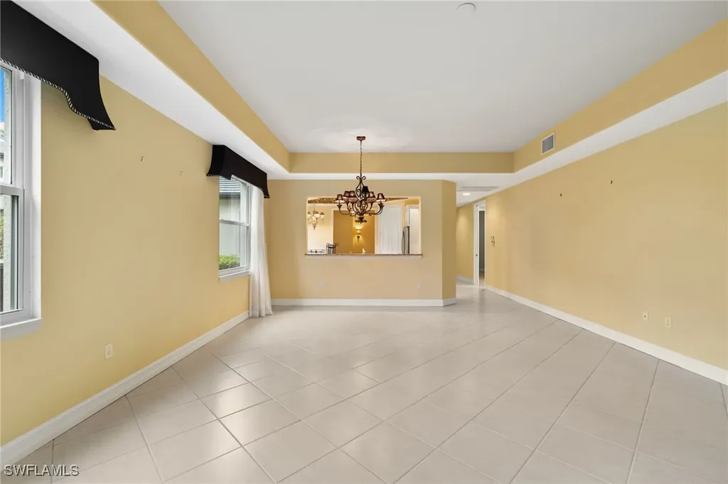 6073 Ashford Lane Naples FL 34110